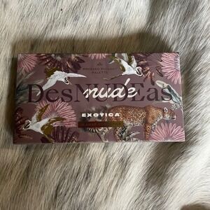 Alamar Cosmetics Desnude-Las‎ Exotica Pressed Pigment Eyeshadow Palette Makeup
